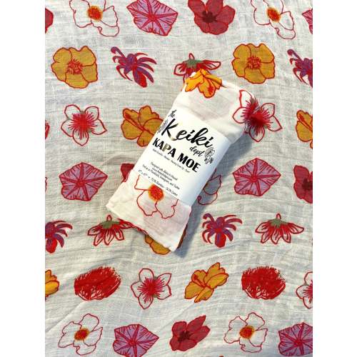 NATIVE PUA FLOWERS MUSLIN SWADDLE