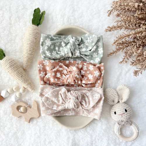 Daisy Floral Baby Bow Headbands: Organic Cotton Knotted Head Wrap