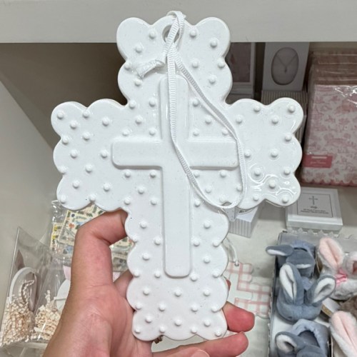 Gingham Scallop Edge Cross