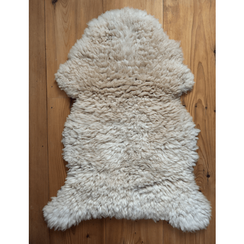 Natural White Sheepskin 825L