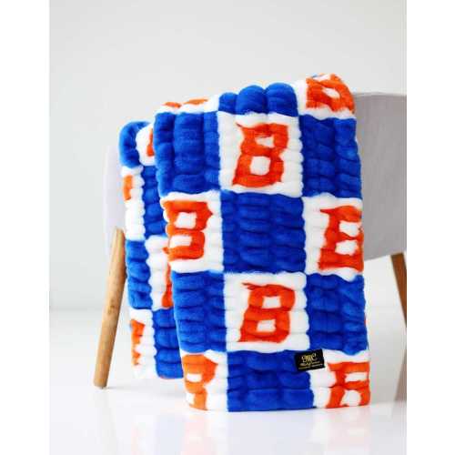 Boise State Broncos Blanket - Hugs