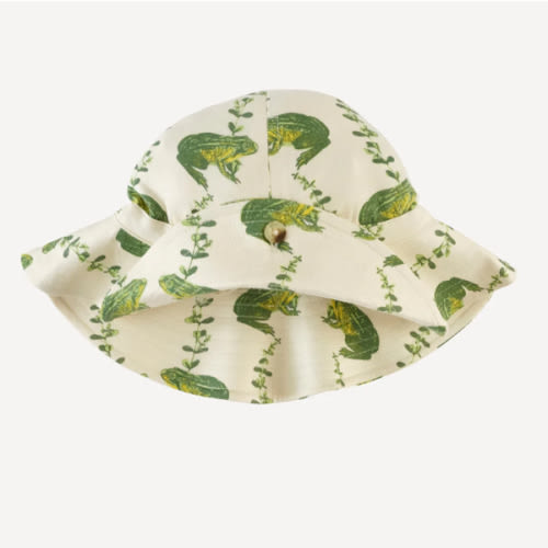 button sun hat | garden frog | bamboo
