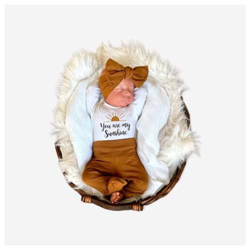 Newborn Girl Coming Home Outfit, You are My Sunshine Newborn Pants Set Optional Footed Feet, Baby Girl Gift, Baby Shower Gift Mama Bijou