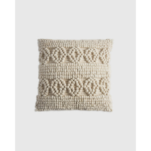 Housse de coussin en laine Kai in Ivoire | Quince Canada