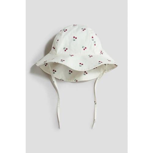 SUN HAT