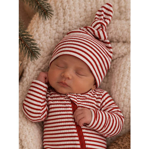 Red Stripe / Ribbed Beanie