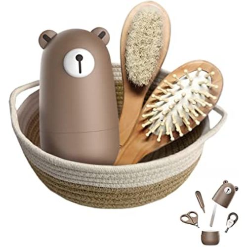 Baby 7 in 1 grooming set, nail scissors, nail file, tweezers, natural wood hair comb, storage basket for children and newborns in beautiful gift box.
