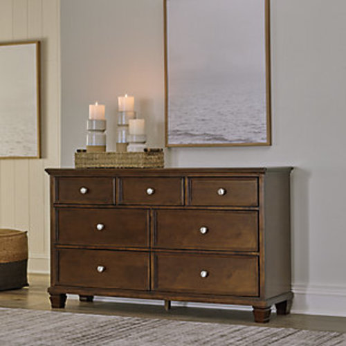 Danabrin 7 Drawer Dresser