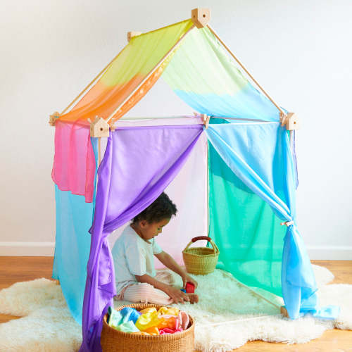 Playfort – Sarah's Silks