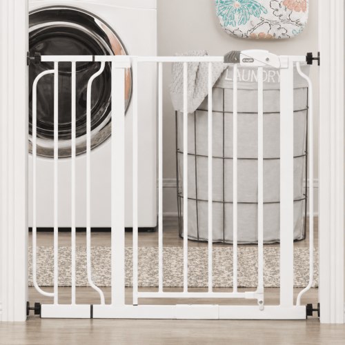 Regalo Easy Step 38.5-Inch Extra Wide Baby Gate, Includes 6-Inch Extension Kit, 4 Pack Pressure Mount Kit and 4 Pack Wall Mount Kit