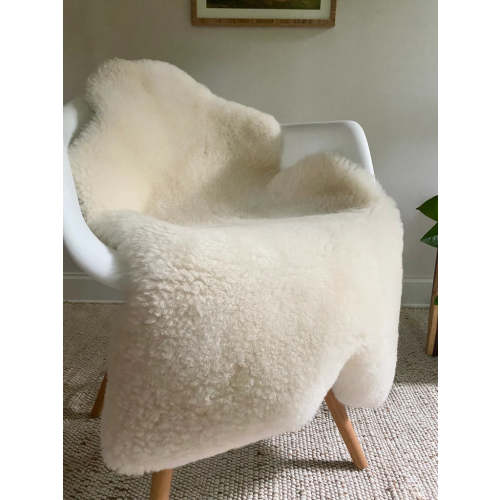 Short Fur Ivory Sheepskin