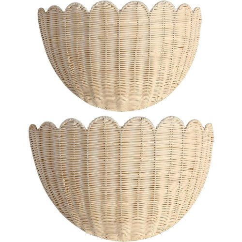 Scalloped Hanging Wicker Baskets for Wall, Scalloped Home Decor, Hanging Woven Rattan Wall Basket for Flowers Front Door Bathroom Storage (Rattan-Set of 2)