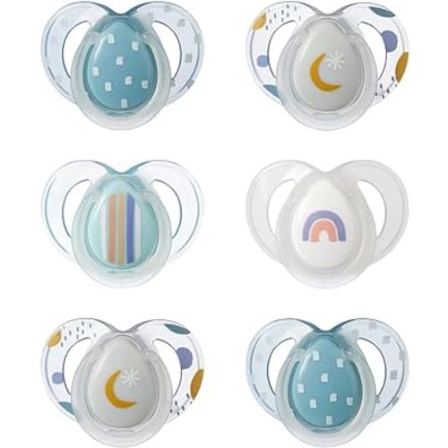 Tommee Tippee Night Time Pacifier, 6-18 Months, Symmetrical Silicone Baglet, BPA-Free Binkies, Glow in The Dark Technology, Blue Rainbow, Pack of 6