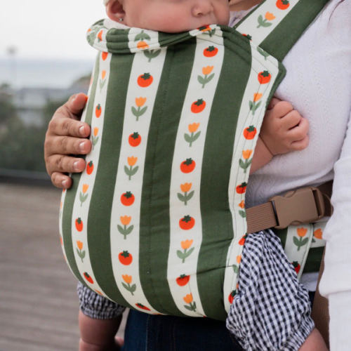 Medley Lark Baby Carrier (10-45 lbs) | Cottage Floral | hope&plum