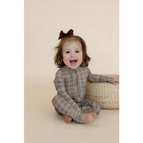 Zipper Sleeper | Cocoa Plaid: 0-3M