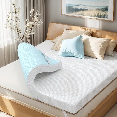 Subrtex Mattress Topper, Queen Memory Foam Topper with Cover, 3inch, White