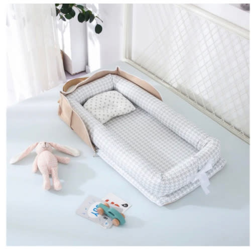 Newborn Baby Nest Lounger - Peach and Pumpkins