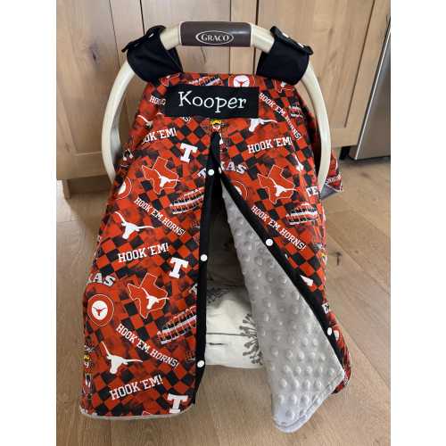Baby Carseat Cover - Team Sports - Texas Hook Em Horns - for boy or girl - baby shower gift