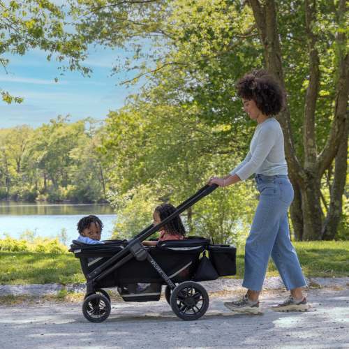 Evenflo Pivot Xplore Dreamz All-Terrain Stroller Wagon with Bassinet Insert