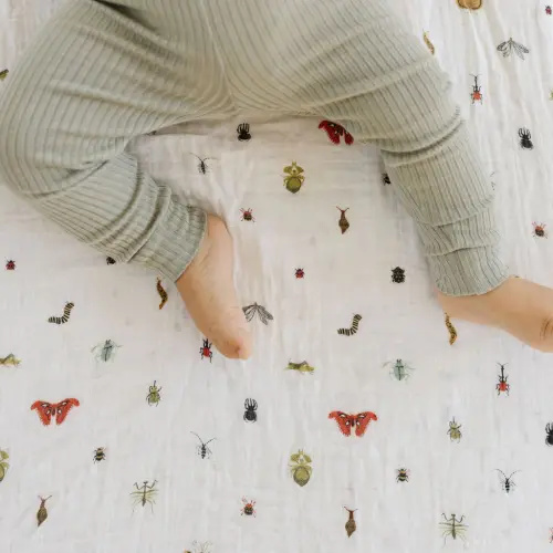 Cutie Crawlies Crib Sheet