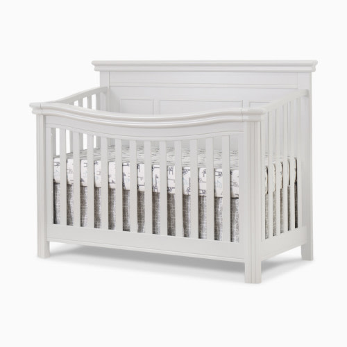Sorelle Finley Lux Flat Top Crib - White