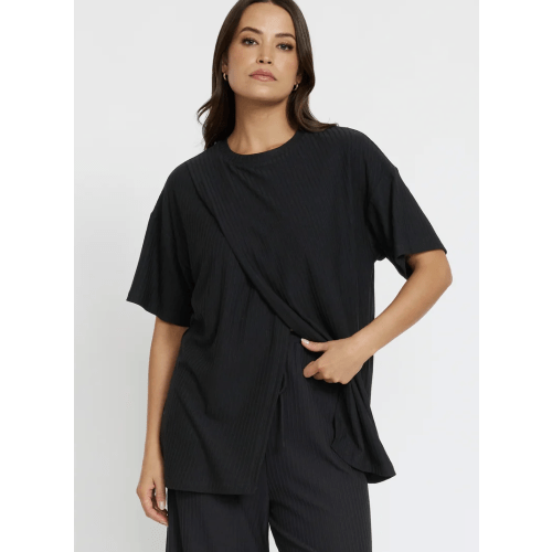 Black Wrap Panel Breastfeeding Friendly Tee – Apero Label