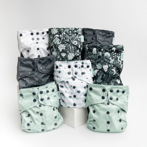Halloween - Essential Pocket Diapers - Cloth Diaper Value Bundle - Bla – Kinder Cloth Diaper Co.