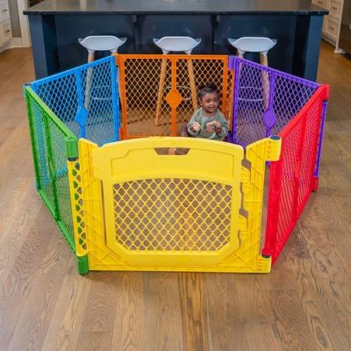 Toddleroo by North States Superyard Colorplay Ultimate Baby Gate: Walk-Through, 6 Panels, Freestanding, Patio Use