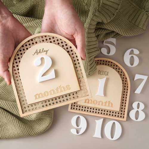 Personalized Baby Monthly Milestones, Gift for Newborn, Engraved Name Milestones, Baby Shower Gift, Wooden Milestone Cards, Baby Photo Sign