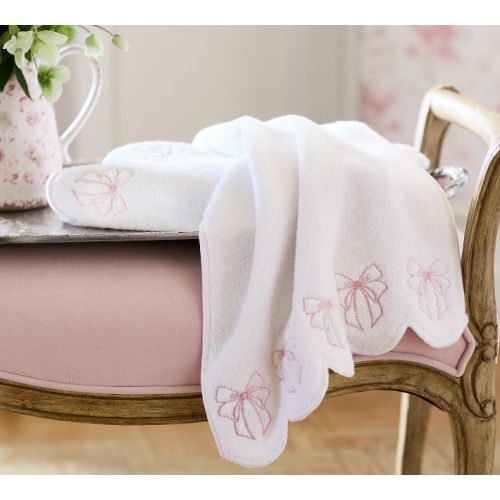 LoveShackFancy Embroidered Bow Guest Towel