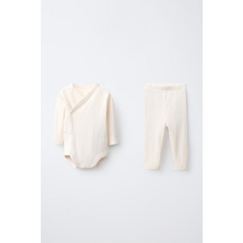 CONTRAST STITCH POINTELLE WRAP BODYSUIT AND LEGGINGS SET - Ecru | ZARA United States