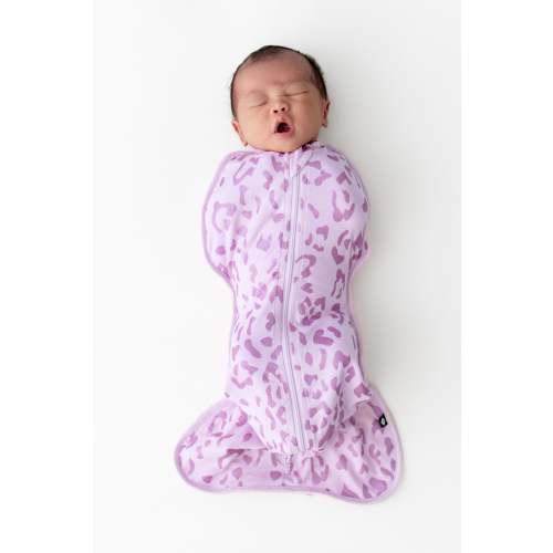 Swaddle Bag in Thistle Leopard 0.5