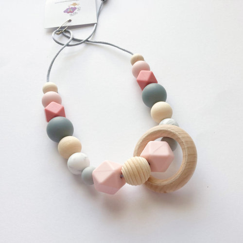 Breastfeeding Necklace, New Mom Gift, Nursing babies with busy hand, Silicone Nursing Necklace