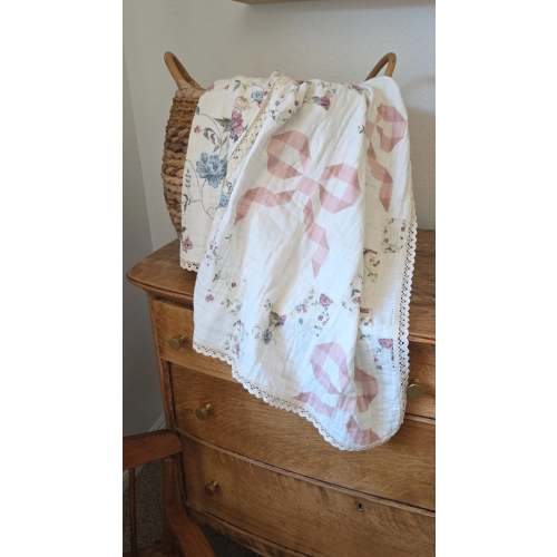 Bows and Florals Patchwork QUILTED 6 Layer Gauze Blanket