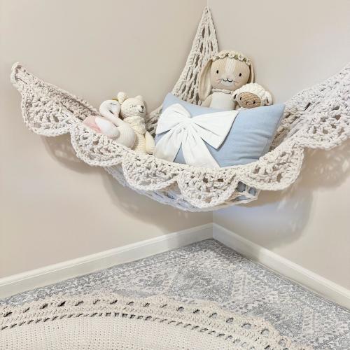 Scalloped Toy Hammock- Nursery Decor, Kid's Room, Playroom, Toy Organization, Stuffed Animal Display, Corner Storage