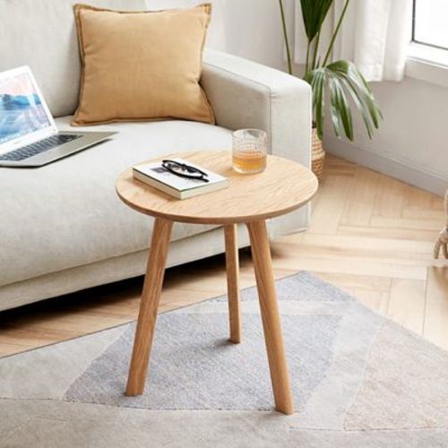GDFStudio Wallis Minimalist 19.7" H Three Legs Solid Oak Round Side Table, Natural