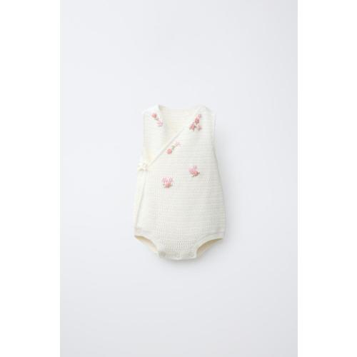 FLORAL EMBROIDERED KNIT ROMPER - Ecru | ZARA United States