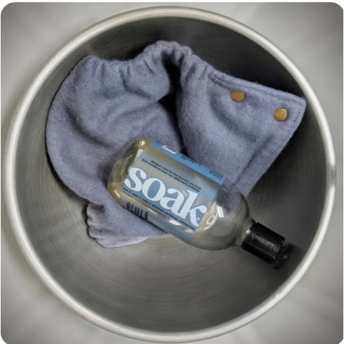 Soak Scentless Wash – Lunapaca