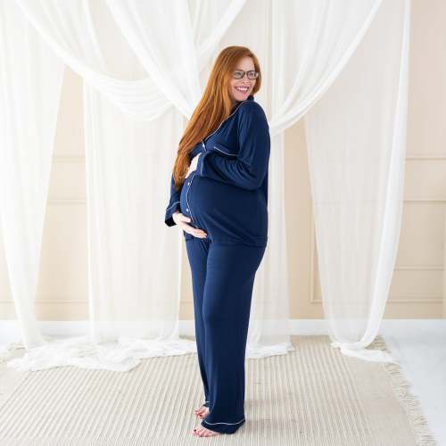 Women's Long Sleeve Bamboo Pajama Set in Navy | Kyte Baby