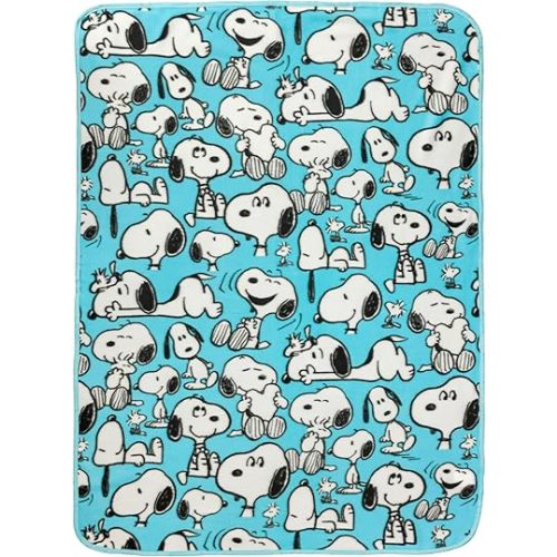Silver Buffalo Peanuts Snoopy Multi Pose Expression 45" x 60" Fleece Throw, Soft and Cozy Blanket, 180 GSM