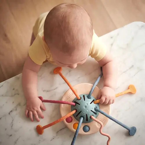 Montessori Silicone Pulling Toy