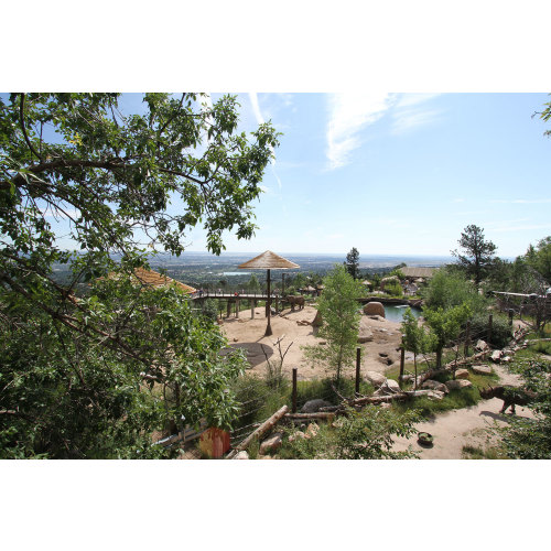 Cheyenne Mountain Zoo 1 year family membership