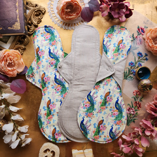LONG Maxi Pad - PEACOCK (1pc)