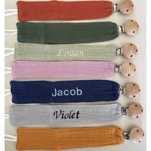 Personalized Pacifier Clip Custom Name Pacifier Clip Baby Shower Gift for Baby Gift for New Mom Personalized Baby Gift for Newborn Infant
