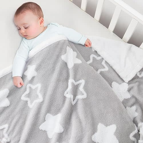 Baby Blanket for Toddlers, Reversible Star Jacquard Ultra Soft Shaggy Fleece Swaddle Receiving Cozy Double-Sided Nursery Bed Blanket for Unisex Baby Infants Stroller Crib Bedding, 33x43 Inches, Grey