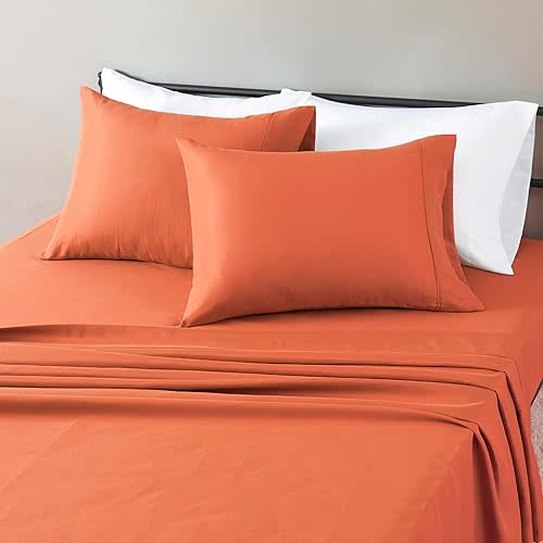Amazon Basics Lightweight Microfiber 4-Piece Bed Sheet Set, Brick, Solid, Full