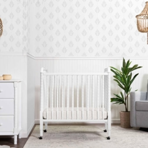 daVinci Jenny Lind 3-in-1 Convertible Crib