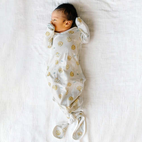 Newborn Knotted Gown - Chip