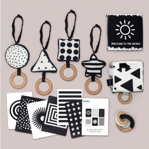 High contrast toys, books & cards for baby to learn, play and grow