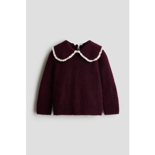 SWEATER WITH COLLAR